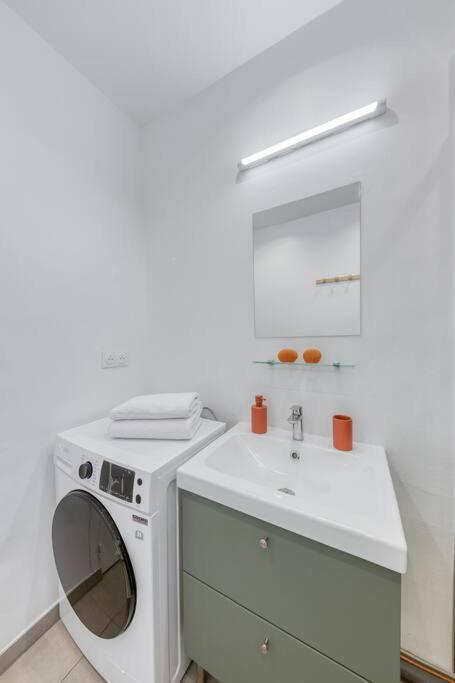 Au Quai De Seine De Paris Appartement- T2 Vitry-sur-Seine Luaran gambar